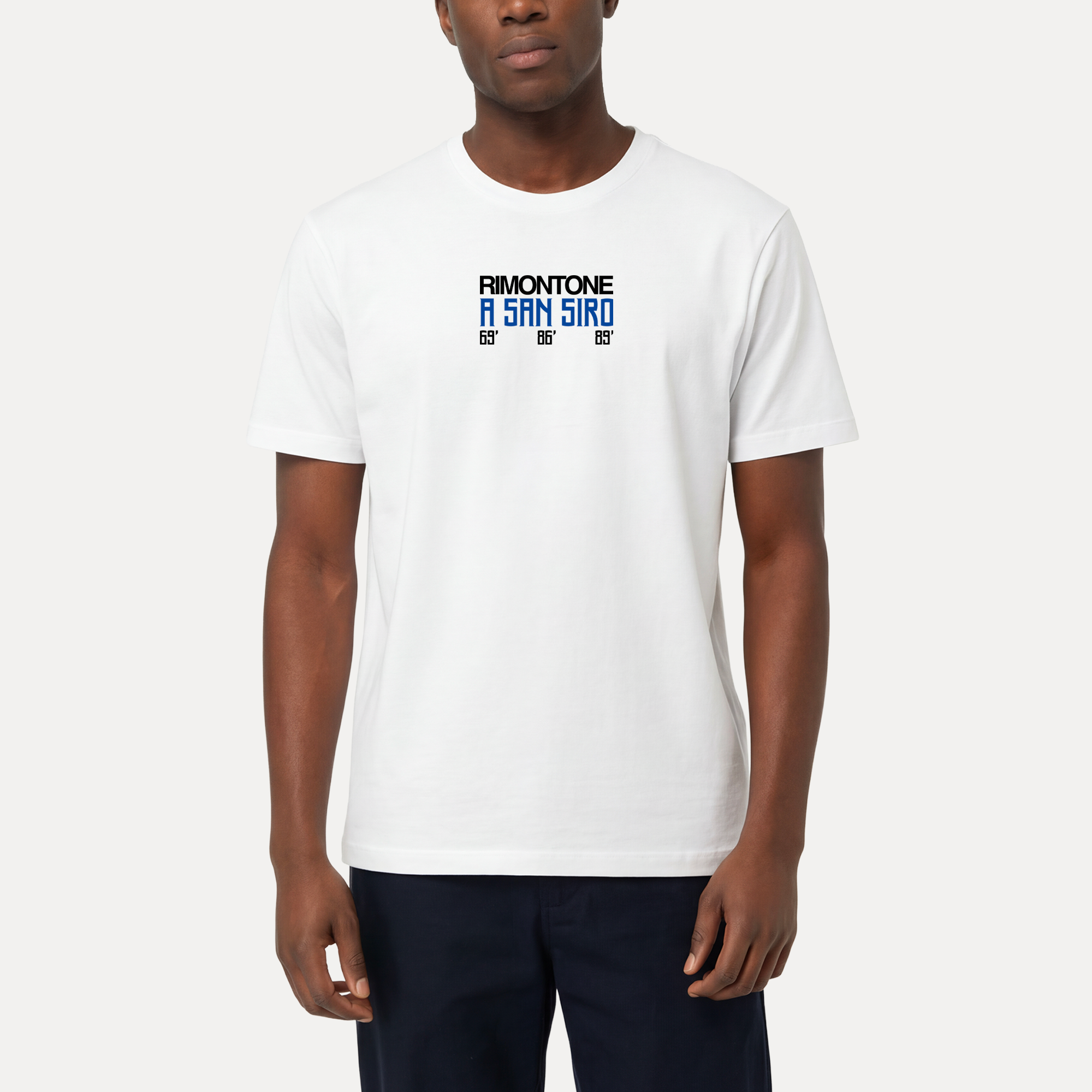 Maglietta Gibi Merch RIMONTONE A SAN SIRO con logo sul fronte, tessuto morbido e taglio comodo, vista frontale.