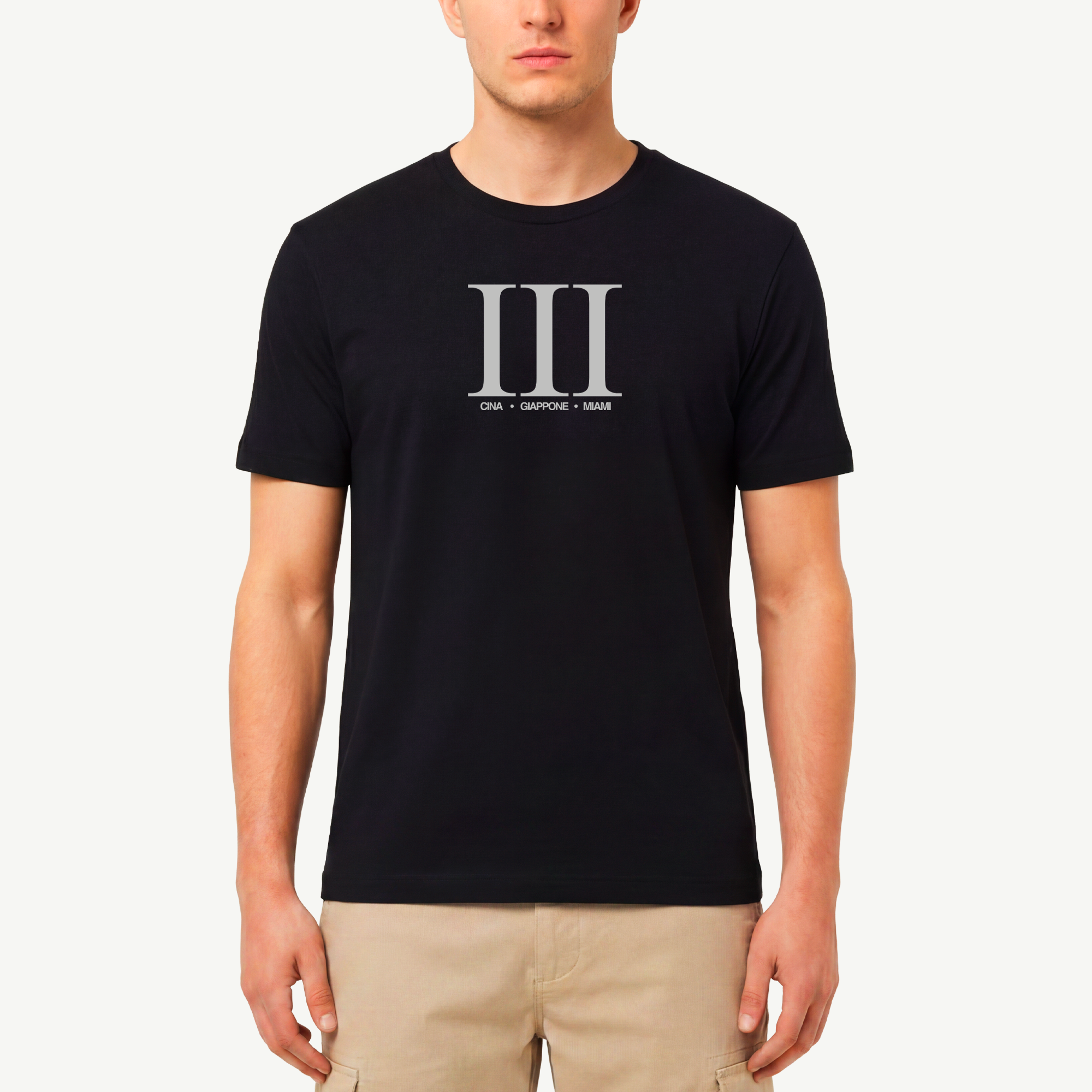 T-shirt Gibi Merch per infilare la terza, fronte, indossata, in tessuto morbido, con stampa frontale, vestibilità comoda.