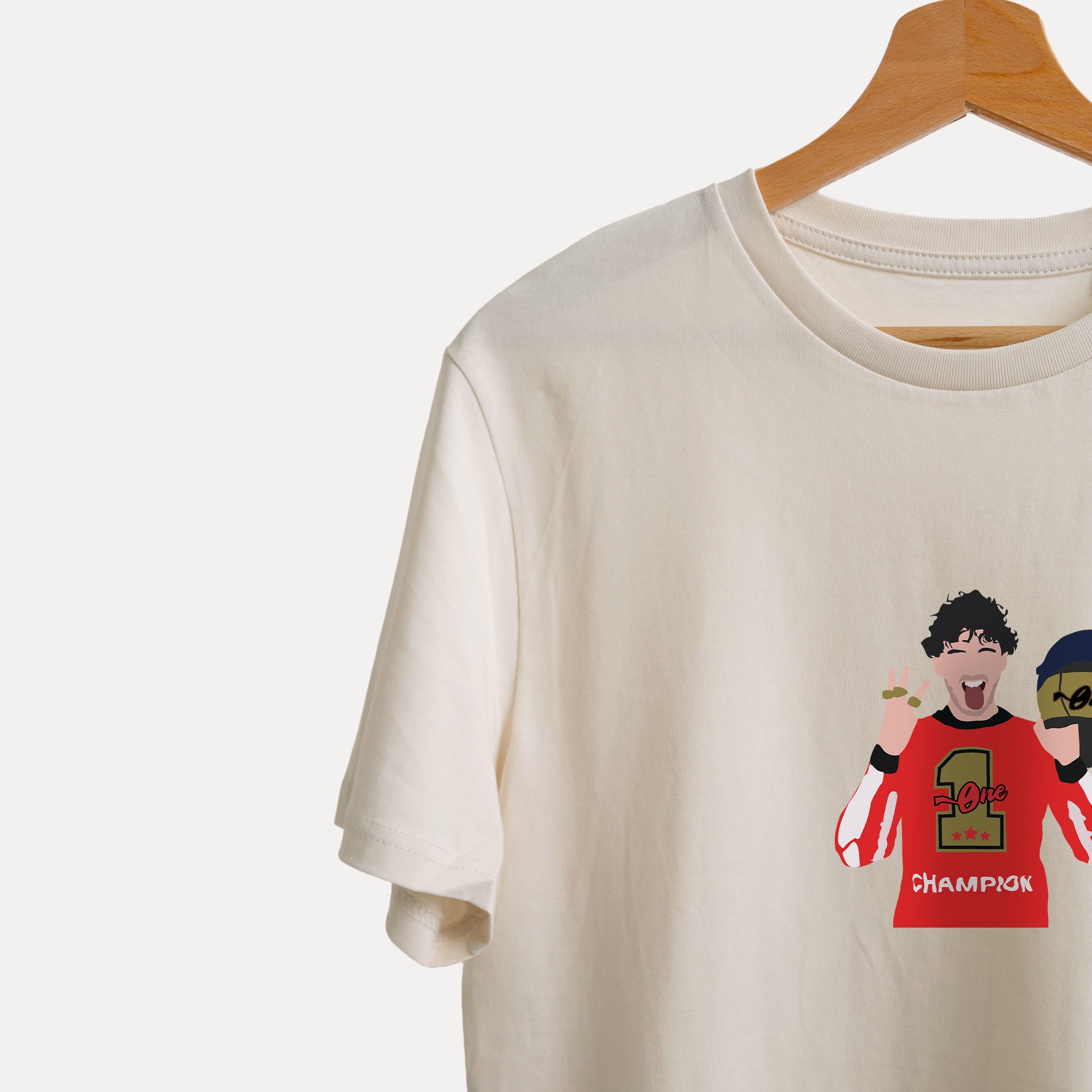 T-Shirt A RED CLOUD APPEARS