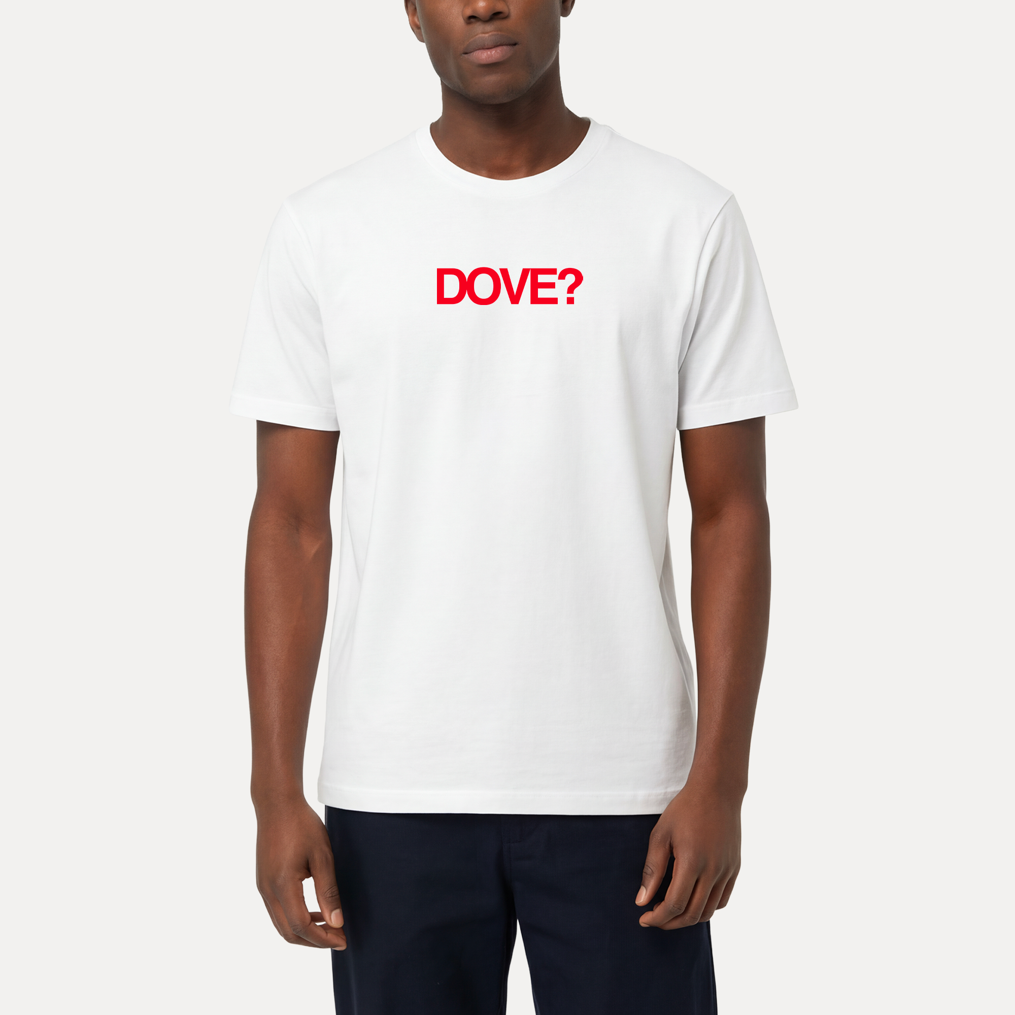 Maglietta Gibi Merch con stampa frontale del logo DOVE? in tessuto morbido e comodo, vista sulla parte anteriore.
