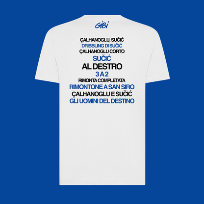 Maglietta RIMONTONE A SAN SIRO Gibi Merch con grafica retro digitale, tessuto comodo e design originale visibile in immagine.