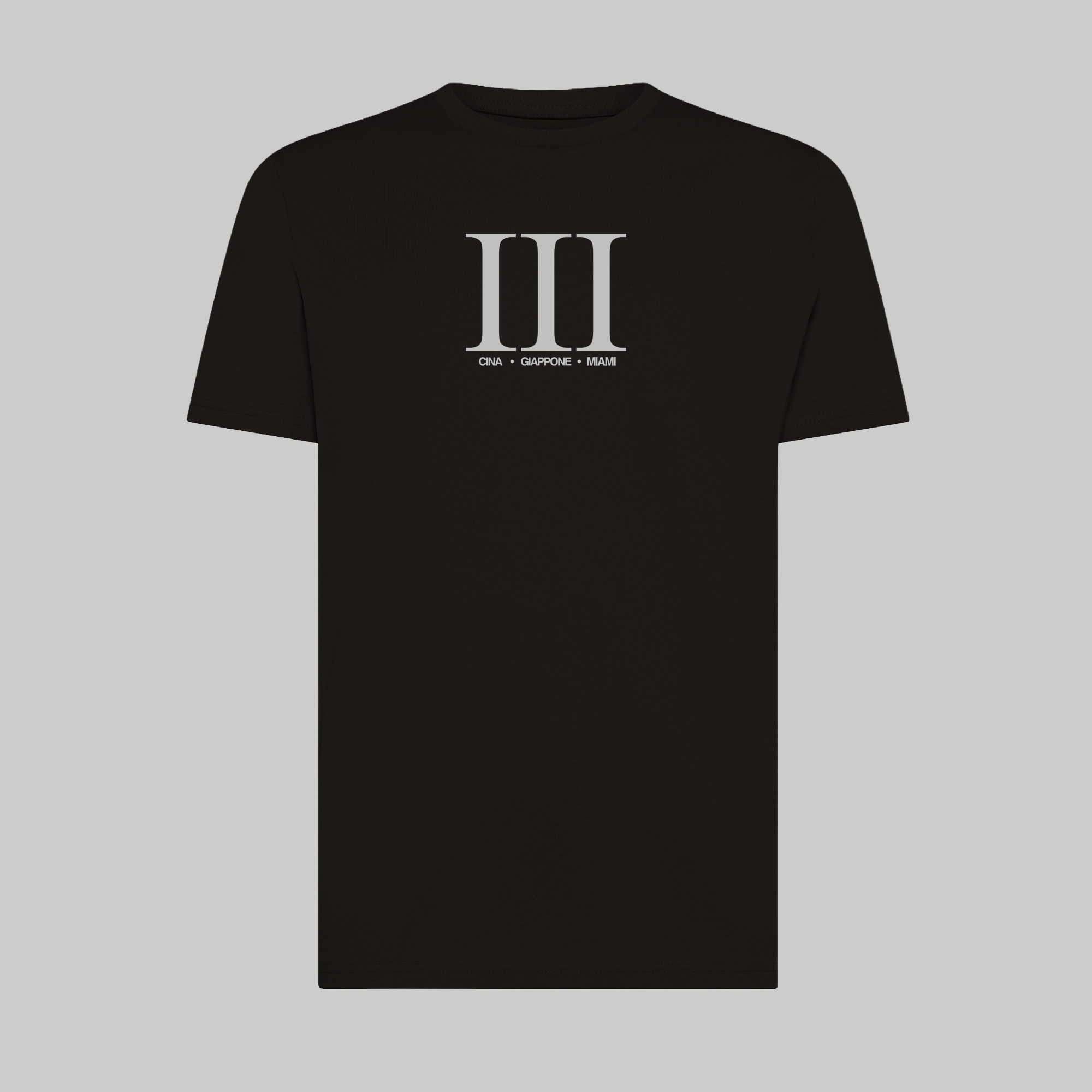 Maglietta Gibi Merch per infilare la terza, vista frontale, tessuto morbido e taglio comodo, design semplice e logo sulla parte anteriore.